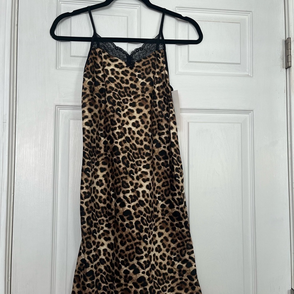 “Gilligan & O’malley Sleepwear: Satin Chemise Leopard Print size XS”
